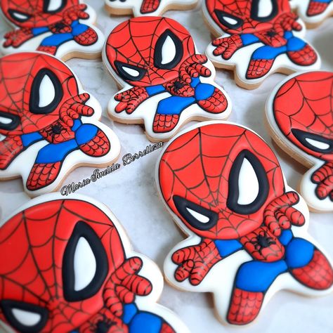 Spiderman Sugar Cookies, Super Hero Cookies, Spiderman Cookies, Spidey Birthday, Glass Cookies, Cartoon Cookie, Spiderman Cartoon, Spiderman Theme, Man Cookies