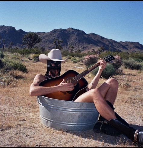 orville peck black femme queer cowboy aesthetics Orville Peck, Modern Cowboy, Cowboy Aesthetic, Girls Aloud, Cowboy Art, Human Poses Reference, Baby Cowboy, Human Poses, Body Reference