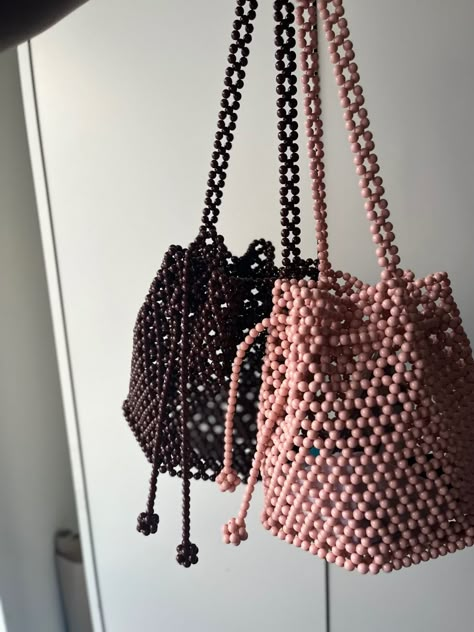 Beads Purse Diy, Trendy Beaded Bags, Beads Purse Design, Trendy Square Beaded Bags, Trendy Square Beaded Bag, Trendy Beaded Square Bag, Pearl Bags, Crochet Bag Charm, Canvas Bag Diy