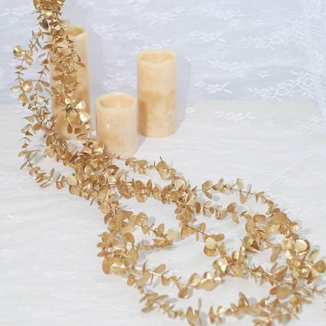 $7.99 | Exude forestry flair and glimmering glitter to your flower arrangements, vase décor, backdrops, tablescapes, centerpieces, wreaths, DIY crafts and other décor projects with these whimsical vines that look like real greenery and shine like jewels. From your coffee table to your mantle, place these anywhere in your home for exuding monochromatic beauty. Perfect to use on their own, these stems create a whimsical look when combined with other picks, arrangements, floral stems, and bouquets. Leaves Garland, Tropical Party Decorations, Feuille Eucalyptus, Floral Wedding Decorations, Eucalyptus Leaf, Artificial Eucalyptus, Artificial Garland, Eucalyptus Garland, Artificial Leaf