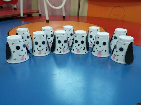 Bardaktan köpek / yüksel acun ilkokulu anasınıfı Preschool Crafts, Games For Kids, Preschool, Projects To Try, Portfolio, Pre School