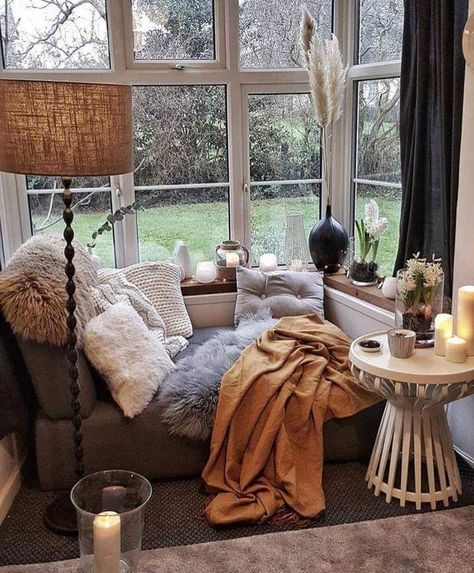 Zero Degrees, Small Modern Living Room, Bohemian Interiors, Bohemian House, Inspire Me Home Decor, Sunrooms, Boho Living Room, Blue Skies, Tiny Homes