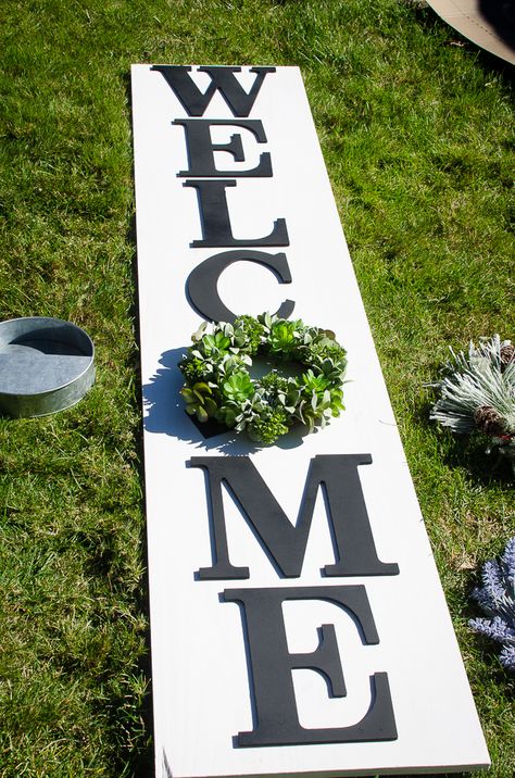 Cricut Interchangeable Sign, Season Changing Welcome Sign, Diy Welcome Porch Sign Wood, Welcome Sign With Changeable Seasons, Welcome Porch Sign Interchangeable, Diy Welcome Sign Wood Front Porches With Cricut, Seasonal Porch Signs, Seasonal Welcome Sign Diy, Welcome Sign Front Door Interchangeable