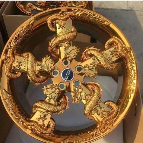 Gold Car, Car Deco, Cool Car Accessories, Car Wheels Rims, Girly Car, Rims For Cars, Cute Car Accessories, Street Racing Cars, Car Mods