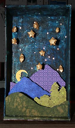 Star night light out of a shoe box Diorama Making, Shoe Box Diorama, Diorama Art, Box Diorama, Star Light Star Bright, Star Night, Star Night Light, Tin Can Crafts, Star Light