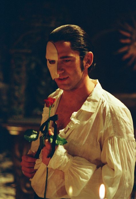 Gerard Butler as the Phantom....nothing more needs saying!! Opera Ghost, Music Of The Night, A Night At The Opera, The Phantom Of The Opera, Gerard Butler, The Phantom, The Opera, Phantom Of The Opera, Les Miserables