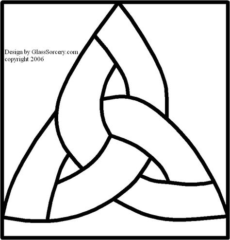 B&W Stained Glass Pattern: Simple Celtic Knot Celtic Stained Glass Patterns Irish, Irish Stained Glass Patterns, Simple Celtic Knot, Wood Carving Ideas, Kiln Carving, Celtic Stained Glass, Celtic Knot Cross, Knot Pattern, Stained Glass Quilt