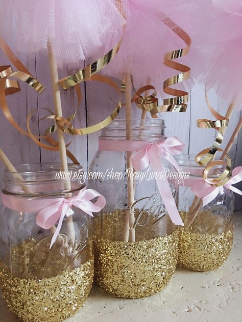 Pink and gold birthday party decor, mason jar set, pink and gold wedding decor, baby shower centerpiece, home decor, desk decor Gold Birthday Party Decor, Pink And Gold Birthday, Pink And Gold Birthday Party, Idee Babyshower, Pink And Gold Wedding, Gold Birthday Party, Decor Desk, Shower Centerpieces