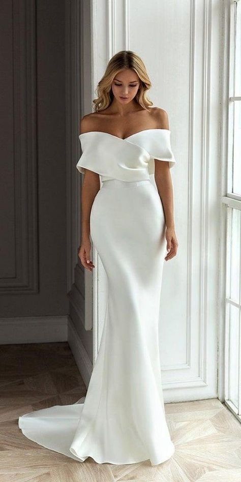 Eva Lendel, White Bridal Gown, Paper Rings, Wedding Dress Guide, Maid Of Honour Dresses, White Wedding Dress, Dress Guide, Dream Wedding Ideas Dresses, Modest Wedding