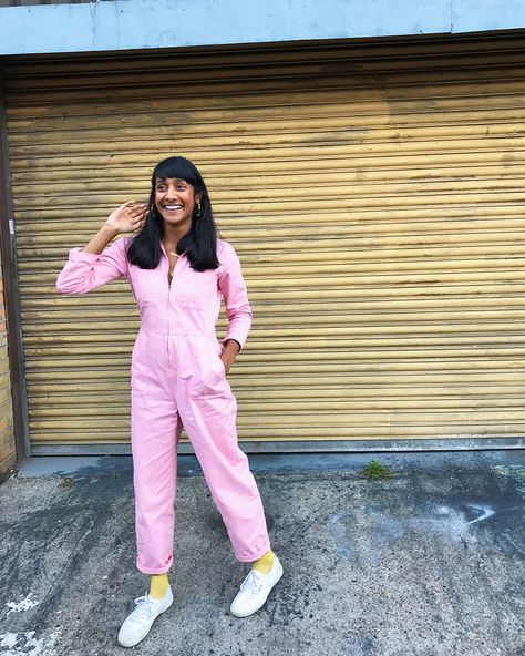 The Boilersuit and how to wear it Coverall Outfit Women, Boilersuit Outfit, Boiler Suit Outfit, Pink Boiler Suit, Coverall Outfit, Friday Weekend, Work Clothing, Boiler Suit, Mama Style