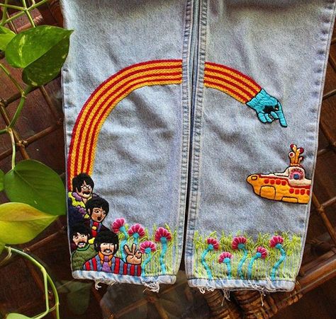 Beatles Embroidery, With The Beatles, Beatles Art, Yellow Submarine, Embroidered Clothes, Embroidered Jeans, Embroidery Inspiration, Mode Vintage, Fjallraven Kanken