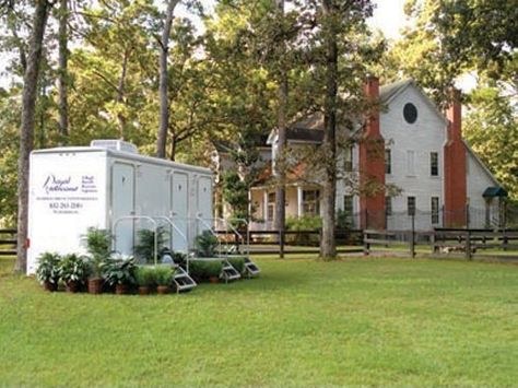 Outdoor Wedding Bathroom, Portable Toilet Wedding, Venue Restroom Ideas, Latest Small Bathroom Designs, Wedding Venue Restrooms, Public Restroom Outdoor, Beautiful Small Bathroom Designs, Bathroom Trailer, Wedding Restroom