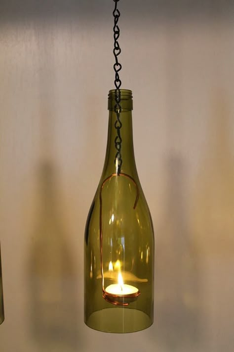 Bottle lighting Glass Bottle Chandelier, Glass Bottle Lights, Candles Bottles, Wine Bottle Upcycle, Bottle Lighting, Wine Bottle Lanterns, Wine Bottle Light, Lighting Garden, Hand Painted Wine Bottles