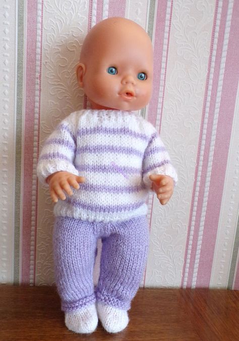 tuto gratuit poupée : pull rayé - Chez Laramicelle Tricot Baby, Knitting Dolls Clothes, Baby Born, Reborn Dolls, Doll Clothes, Lily, Couture, Dolls, France