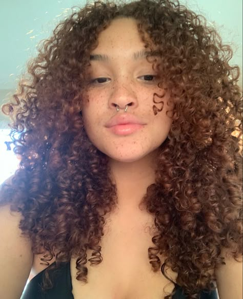 3c Layered Curly Hair, Curly Hair Cuts 3b 3c, 3c Bangs, 3c Haircuts, Curly Hair Cuts 3c, Chocolate Curly Hair, 3c Haircut, Golden Brown Curly Hair, Short 3b Curly Hair