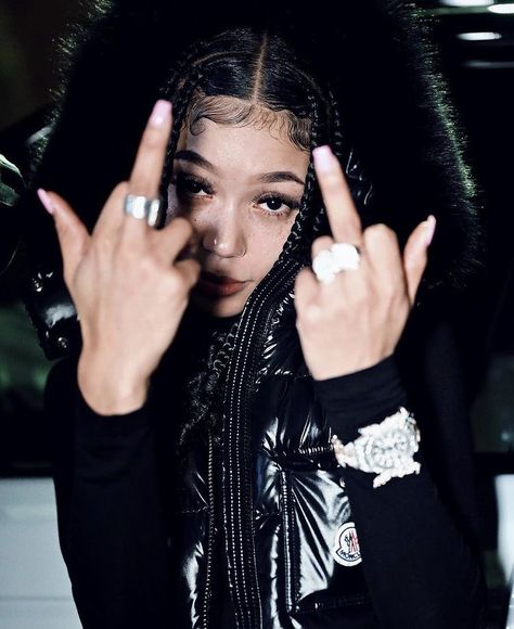 Coi Leray Pfp, Coi Leray Wallpaper, Chica Hip Hop, Coi Leray, Swag Girl Style, Kehlani, Female Rappers, Pink Girly Things, Discord Server