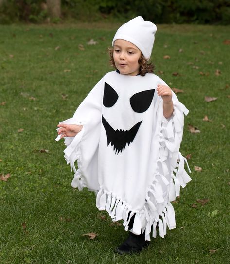 No Sew Halloween Costumes for Kids- Ghost Ghost Costume Toddler, Diy Ghost Costume, Costumes For Sisters, Toddler Ghost Costume, Halloween Costumes For Sisters, Ghost Costume Kids, Diy Costumes Kids Boys, Head Photoshoot, Sew Halloween Costume