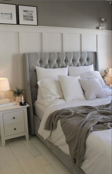 Green And Grey Panelling Bedroom, Bedroom With Panel Walls, White Panelling Bedroom, Master Bedrooms Decor Grey Headboard, Grey Panelling Bedroom, Half Wall Paneling Ideas Bedroom, Panel Wall Bedroom, Taupe And Grey Bedroom, Bedroom Molding