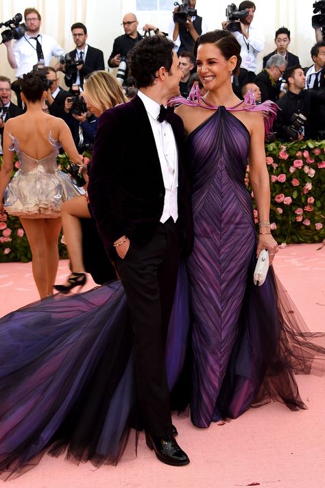 How Zac Posen created five of the Met Gala's most innovative looks- HarpersBAZAARUK Zac Posen Dress, Vanity Fair Oscar Party, Katie Holmes, Zac Posen, On The Red Carpet, Red Carpet Dresses, Vogue Fashion, Gorgeous Gowns, Celebrity Dresses