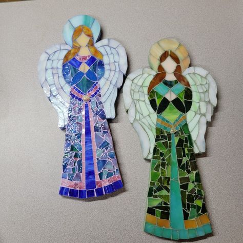 Mosaic Angels, Mosaic Angels Pattern, Angel Mosaic, Virgin Mary Mosaic, Stained Glass Angel Ornaments, Stained Glass Mary, Broken China Crafts, Christmas Mosaics, China Crafts