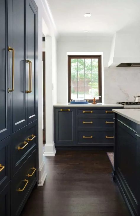 Navy Small Appliances, Koch Cabinets Kitchens, Hale Navy Kitchen Island, Dark Navy Kitchen Cabinets, Navy Island Kitchen, Blue And Brass Kitchen, Dark Navy Kitchen, Navy And Cream Kitchen, Navy And Wood Kitchen