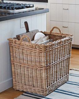 Country Kitchen Ideas via the Barefoot Contessa and House Beautiful Glass Bakeware, Country Decorating, Pretty Kitchen, Large Basket, Bakeware Set, Pantry Design, Bespoke Kitchens, Wicker Basket, Kitchen Pantry