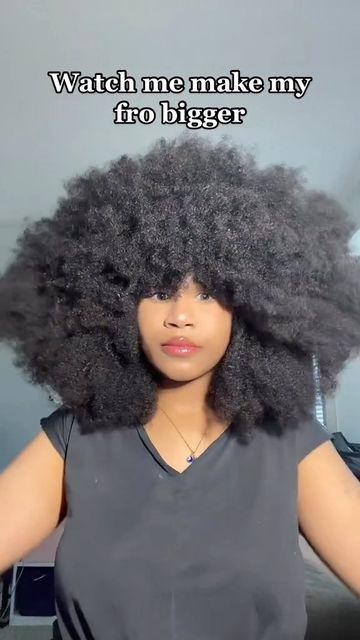 Afro Pick In Hair, Air Styles For Medium Hair, Fluffy Afro Hair, Superhero Oc, Afro Pick, Big Afro, Jerry Curl, Unusual Flowers, Coily Hair