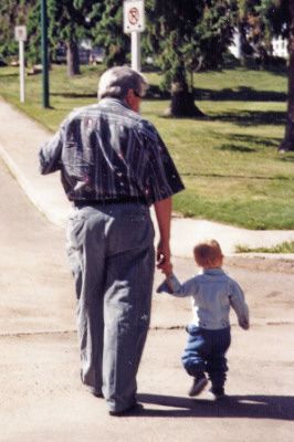 grandparent and grandchild Grandma And Grandpa Aesthetic, Grandparents With Grandkids Aesthetic, Grandchildren Aesthetic, Living With Grandparents Aesthetic, Grandkids Aesthetic, Balance Moodboard, Grandparents Aesthetic, Grandparents With Grandkids, Parenting Aesthetic