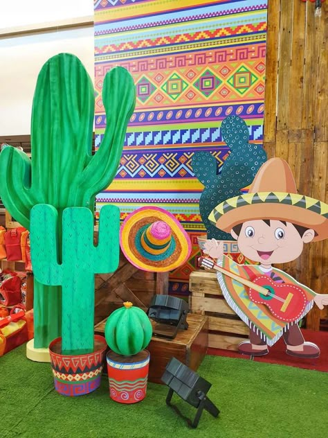 Mexico Party Ideas, Mexico Booth Ideas, Mexican Photo Backdrop, Mexican Backdrop Ideas, Mexican Photo Booth, Fiesta Mexicana Ideas, Mexican Backdrop, Fiesta Birthday Party Ideas, Mexico Crafts