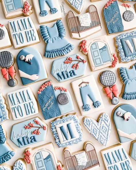 Royal Icing Recipes, Italian Baby Showers, Soft Sugar Cookie, Royal Icing Cookies Recipe, Designer Cookies, Icing Recipes, September Baby, Party Sweets, Baby Shower Theme Decorations