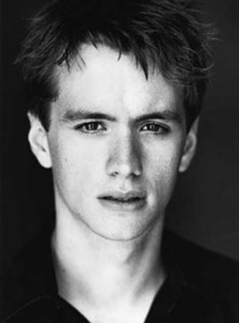 Oliver Wood Harry Potter, Sean Biggerstaff, Seven Minutes In Heaven, Oliver Wood, Buku Harry Potter, Harry Potter Actors, Harry Potter Cast, Harry Potter Characters, Most Beautiful Man