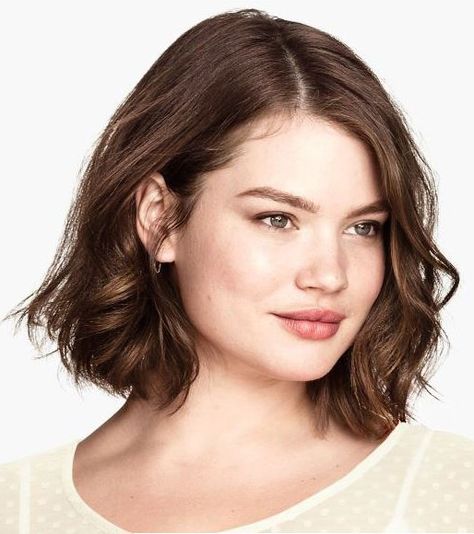 Short Hair Plus Size, Short Hair For Chubby Faces, Plus Size Hairstyles, Spring Haircuts, Chubby Face Haircuts, Medium Bob Hairstyles, Medium Hair Cuts, In Addition, Long Bob