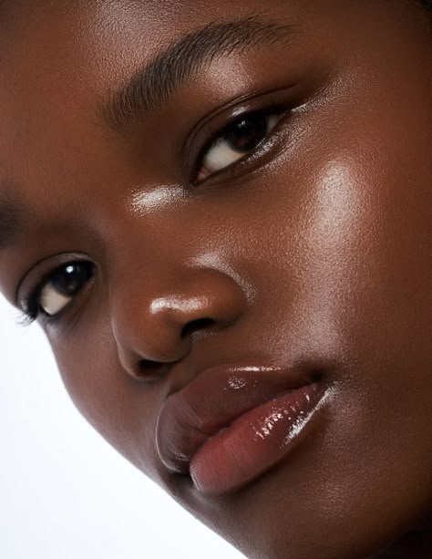 Melanin Skin, Pretty Dark Skin, Brown Skin Girl, Skin Goals, Clear Glowing Skin, No Makeup Makeup, Dark Complexion, Clear Face, Dark Skin Beauty