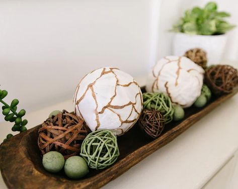 Dough bowls avasatticvintage - Etsy Wood Bowl Centerpiece, Dough Bowl Ideas, Dough Bowl Decor, Dough Bowl Centerpiece, Wood Bowl Decor, Classical Home, Holiday Dining Table, Bowl Decor, Bowl Centerpiece