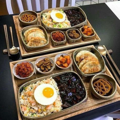 Korean Food Instagram, Korean Cafe Food, Food Craving Chart, K Food, Bento Recipes, Think Food, Food Goals, Japan Food, Food Platters