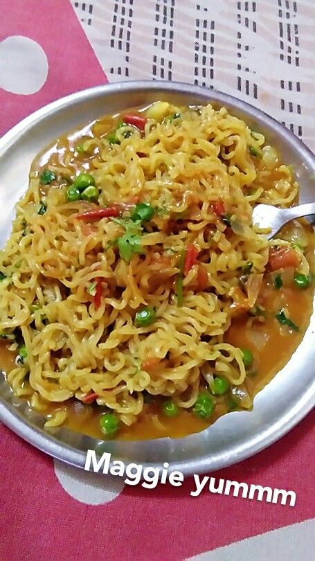 Maggie time hungry uff Maggie Snap Food, Maggie Snapchat Story, Maggie Snap, Testy Food, Momos Recipe, Indian Food Photography, Wedding Food Stations, Snapchat Quotes, Knots Diy