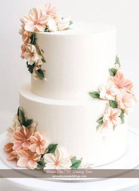 This simple two tier wedding cake works well with any season and any theme. - 20 Simple Elegant Wedding Cakes Ideas For 2023 Simple Two Tier Wedding Cake, Simple Elegant Wedding Cakes, Small Simple Wedding, Simple Wedding Cakes, Two Tier Wedding Cake, Wedding Cake Simple Elegant, Wedding Cakes Ideas, Metallic Wedding Cakes, Italian Wedding Cakes