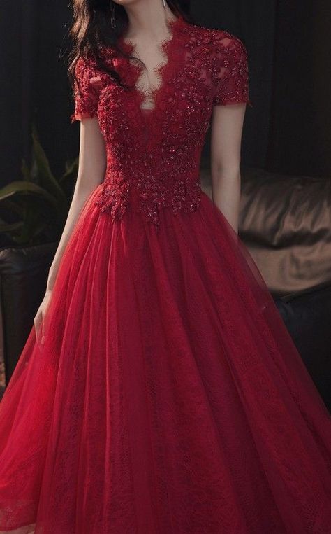 Long Gown Elegant Classy, Long Gown Elegant, Partywear Outfits, Gown Aesthetic, Red Frock, Gowns Dresses Elegant, Frock For Women, Designer Evening Gowns, Contemporary Dresses