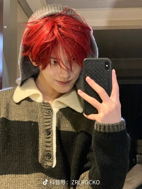 Red Hair Boy, Pretty Red Hair, Red Hair Men, Dyed Red Hair, Face Art Makeup, Hair Icon, Cute Asian Guys, Orange Hair, Asian Boys