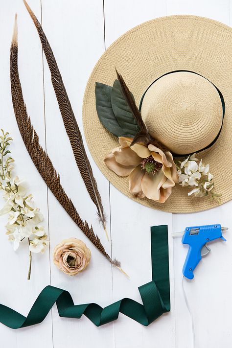 8 Derby Day Party Ideas for the Win - Camille Styles Diy Kentucky Derby Hat Ideas, Diy Derby Hat Ideas, Derby Hat Diy, Diy Leather Hat, Diy Kentucky Derby Hat, Diy Tea Party Hats, Eden Grinshpan, Kentucky Derby Party Hats, Kentucky Derby Hats Diy