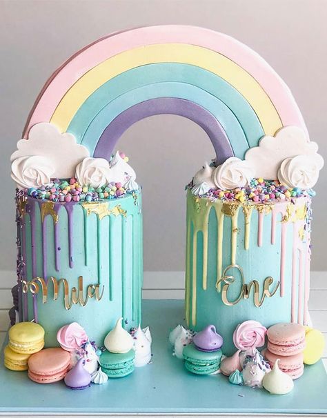 12 Best 1st baby birthday cake designs | first birthday cake ideas Dessert Tables Ideas, Tort Special, Gökkuşaği Pasta, Pastel Rainbow Cake, Twin Birthday Cakes, Rainbow Treats, Twins Cake, First Birthday Girl, Cake Dessert Table