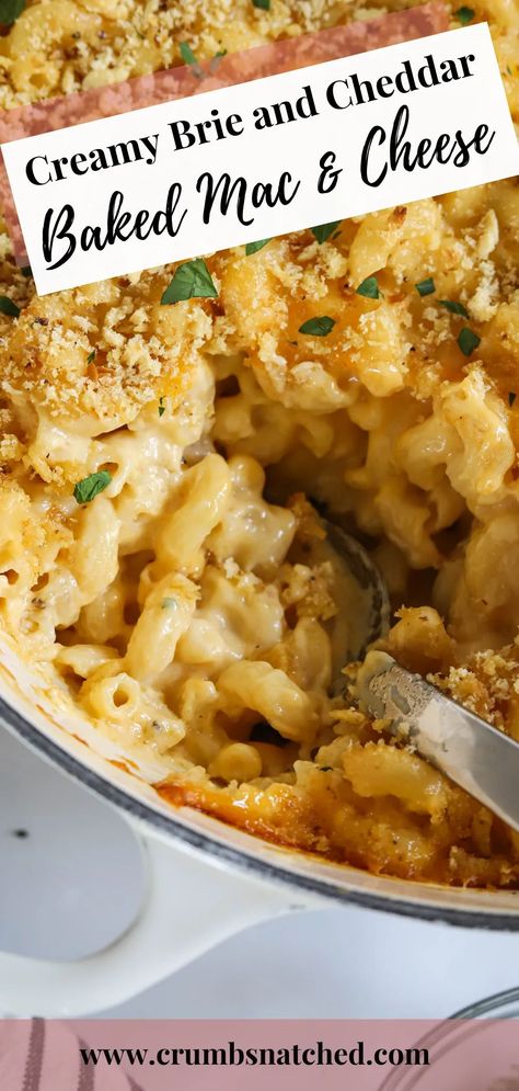 Creamy brie and sharp cheddar cheese come together to form a truly decadent, roux-based baked mac and cheese. Easy to follow recipe yields 6 servings. Brie Mac And Cheese Recipes, Leftover Brie Recipes, Brie Recipes Dinner, Brie Mac And Cheese, Dinner Ides, Brie Baked, Mac And Cheese Easy, Brie Cheese Recipes, Creamy Brie