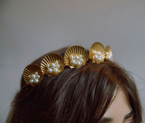 Jennifer Behr Seashell Headband, Seashell Crown, Art Coquillage, Boho Chique, Mermaid Crown, Mermaid Core, Embellished Headbands, Headband Wedding, Gold Headband