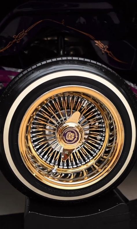 Lowrider Steering Wheel, Estilo Cholo, White Rims, Low Riders, Lowrider Cars, Car Mods, Best Luxury Cars, Low Rider, Lowrider