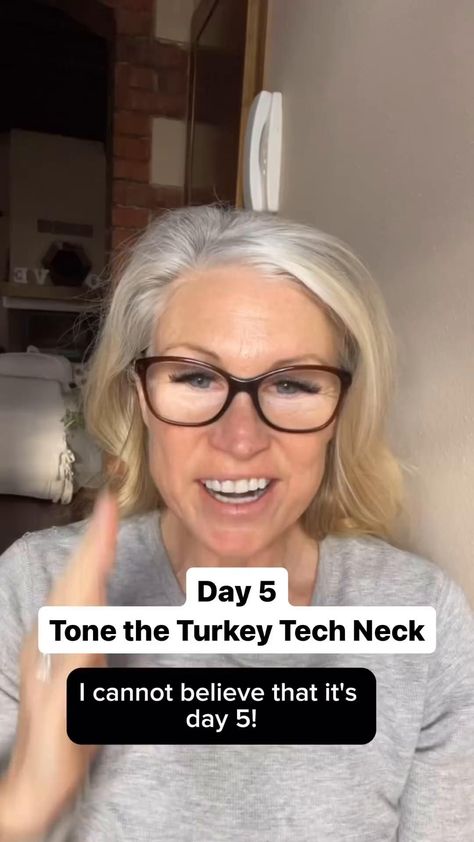 Turkey Neck Exercises, Face Wrinkles Remedies, Facial Yoga Exercises, Targeted Exercises, Face Fitness, Face Massage Techniques, Face Tone, Chin Exercises, Facial Massage Routine