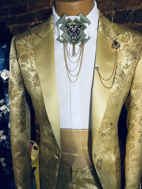 Pin on Suits Gents Clothes, Mens Jacket Pattern, Gold Tuxedo, Dashiki Outfit, Couples African Outfits, Blazer Outfits Men, Star Clothing, Dress Suits For Men, Formal Mens Fashion