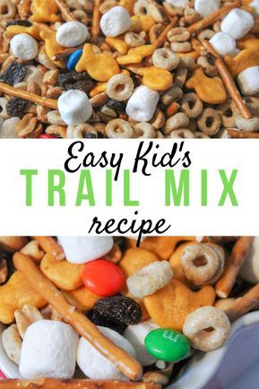 School Friendly Snacks, Pretzel Trail Mix Recipe, Kids Snack Mix Ideas, Kids Beach Snacks, Trial Mix Recipe, Kid Friendly Trail Mix Recipes, Kid Friendly Appetizers Easy, Easy Kid Appetizers, Beach Snacks For Kids