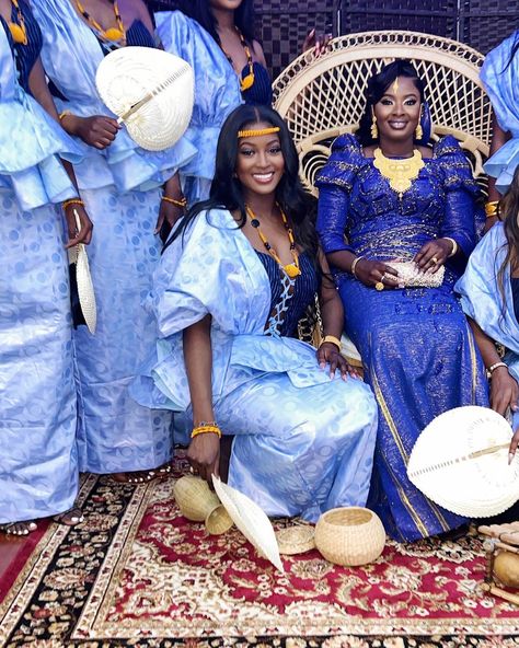 Congratulations My Love, Sira Kante, West African Culture, Fulani People, African Aesthetic, Nigerian Culture, Islamic Fashion Dresses, Indus Valley Civilization, Indus Valley