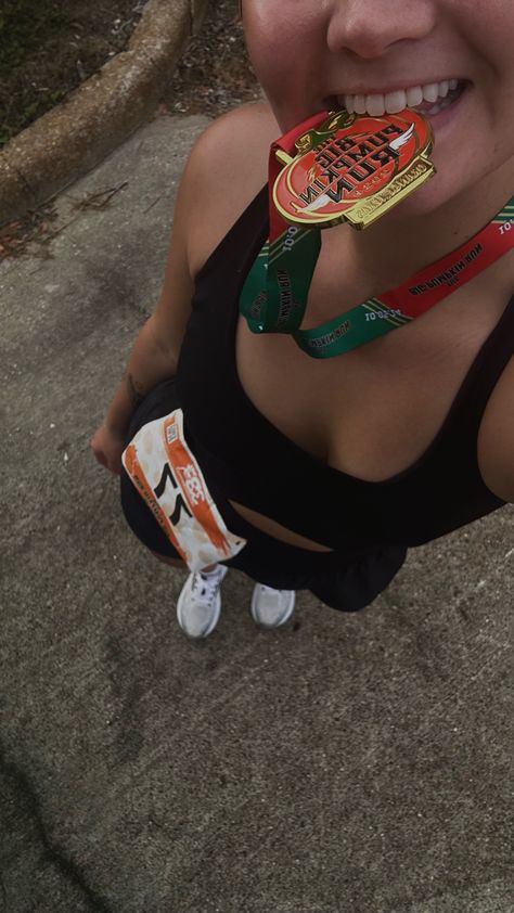 Running / 5k / 10k / Marathon Running A Marathon Aesthetic, Marathon Finish Line Aesthetic, Running Era Aesthetic, 5k Run Aesthetic, Running Marathon Aesthetic, 10k Aesthetic, 5k Aesthetic, Marathon Outfit Women, Half Marathon Aesthetic