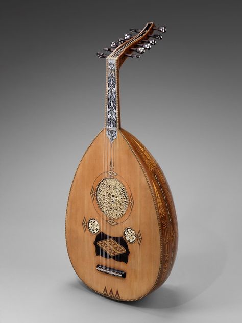 Lute ('ūd) Design